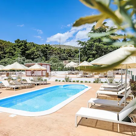 Medena-2 By Interhome Traù