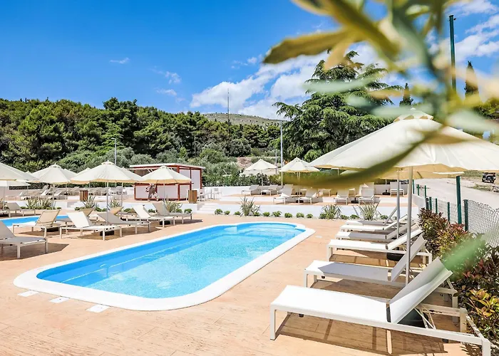 Medena-2 By Interhome 트로기르