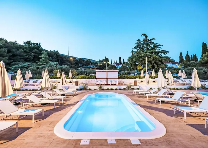 Medena-2 By Interhome 트로기르