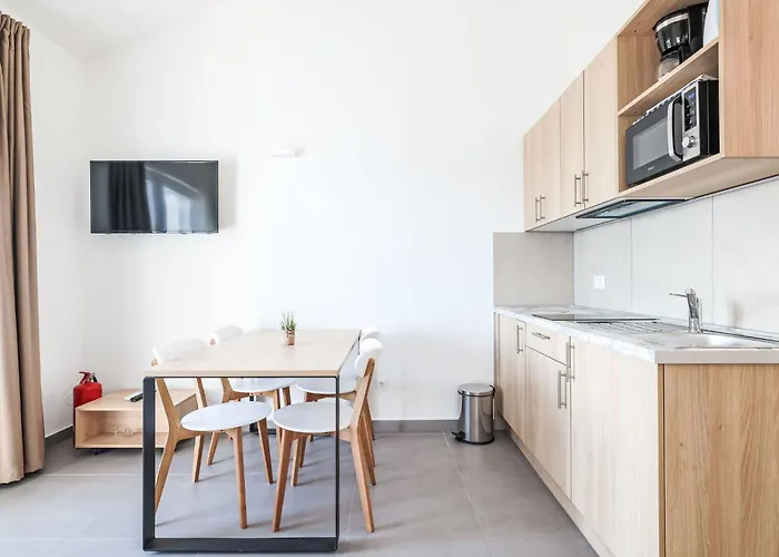 Medena-2 By Interhome * 트로기르