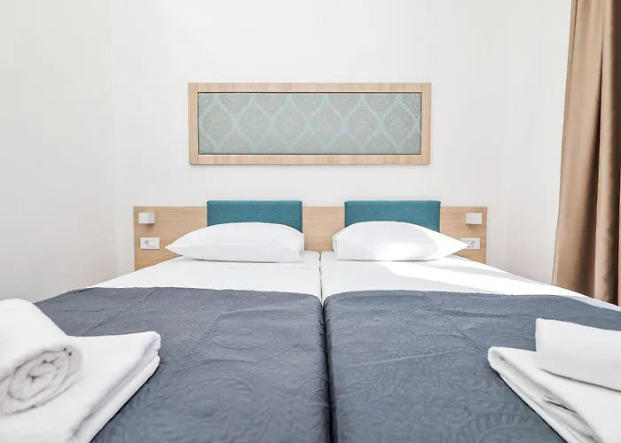 아파트 Medena-2 By Interhome 트로기르